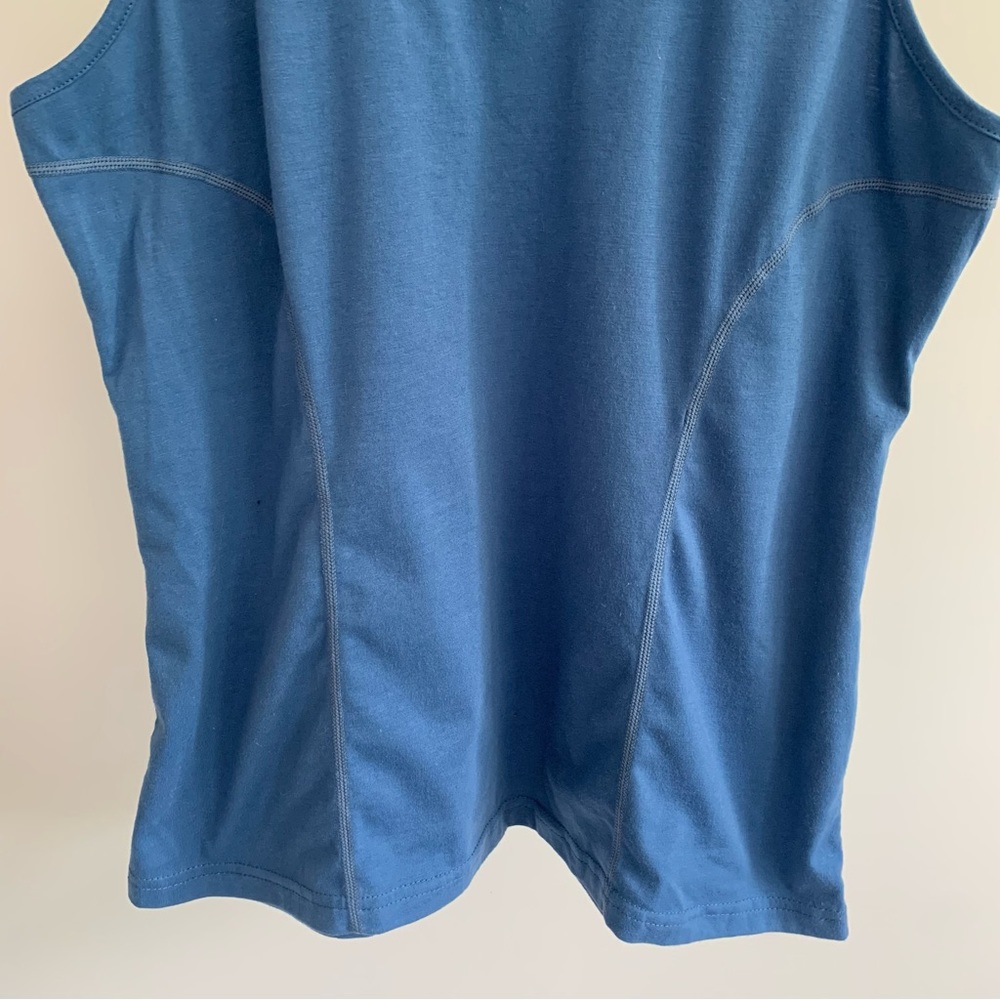 • [SHEIN] Racerback Tank Top • - Picture 3 of 10